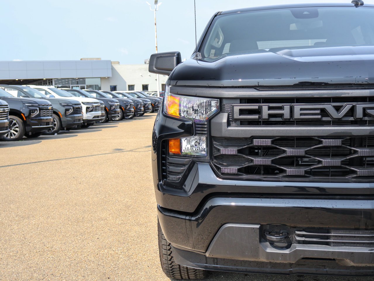 2024 Chevrolet Silverado 1500 4WD Crew Cab 147 Custom Black Sherwood Park - photo #3