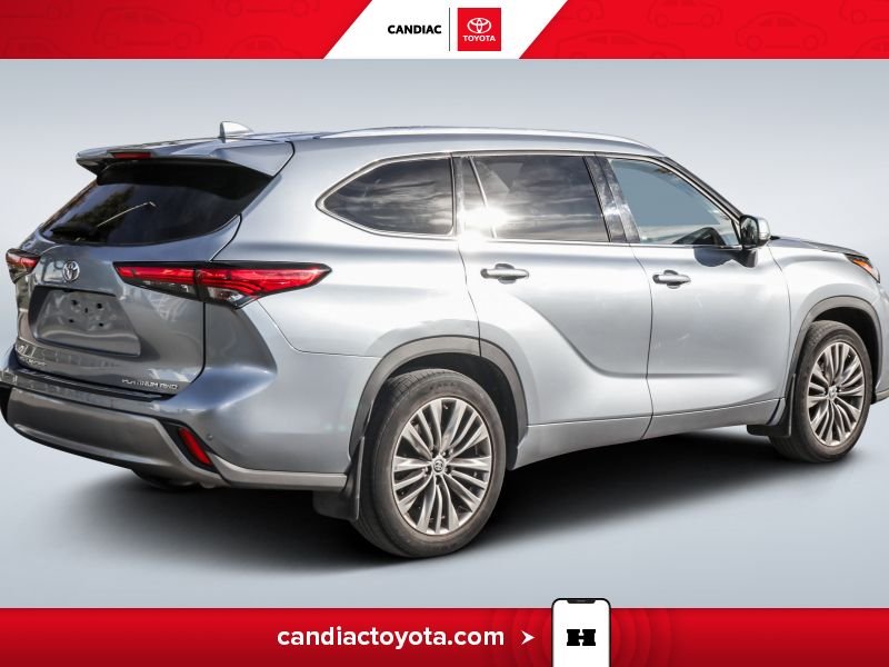 2021 Toyota Highlander Blue Laval - photo #8