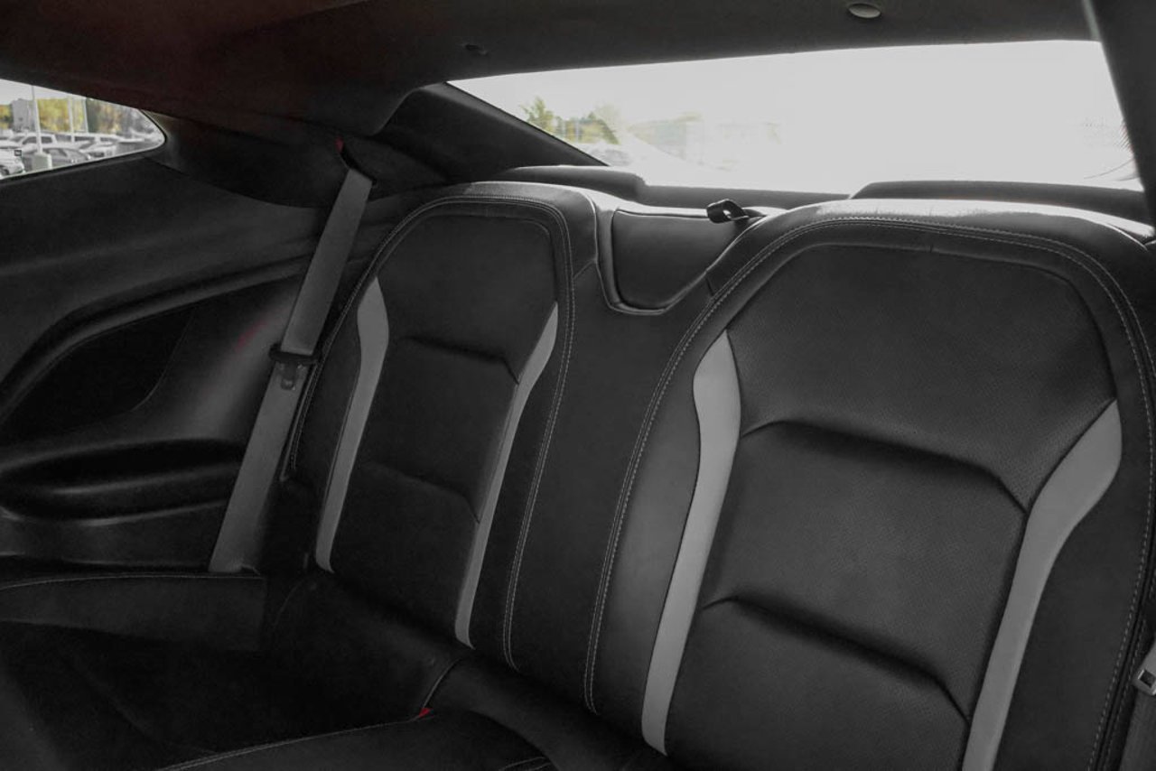 2018 Chevrolet Camaro 2dr Cpe 2LT Red Sherwood Park - photo #31