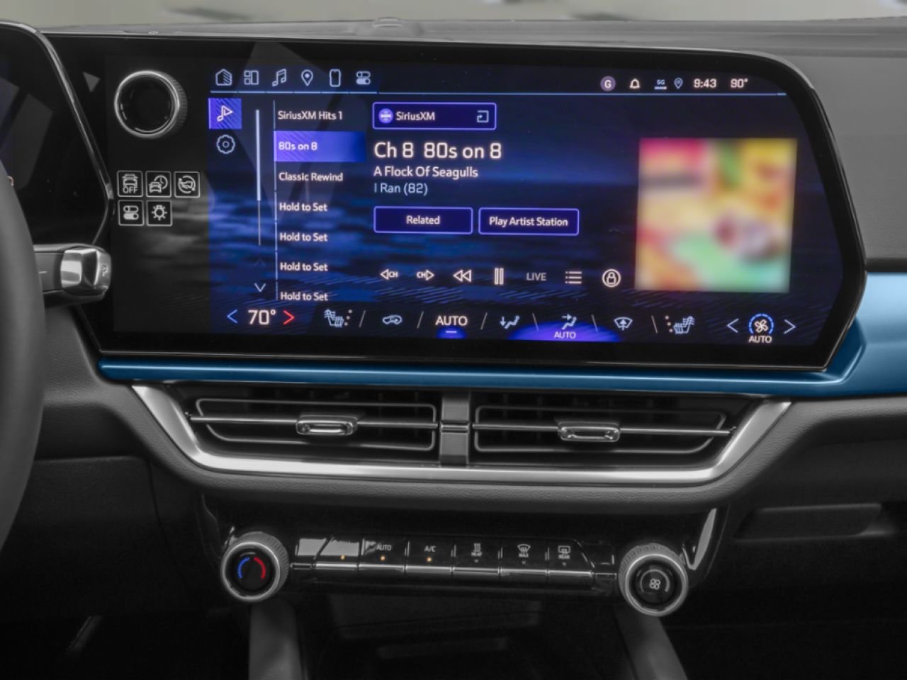 CHEVROLET Equinox EV LT 2026 Blanc sommet Saint-Hyacinthe - photo #7