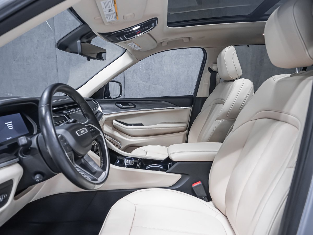 2021 Jeep Grand Cherokee L LIMITED NAV TOIT PANO SIÈGES VENTILÉS ATTELAGE Silver Montreal - photo #15