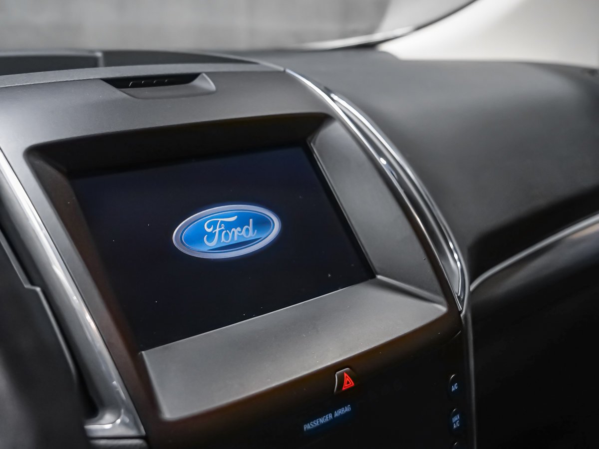 2020 Ford Edge TITANIUM AWD White Montreal - photo #10