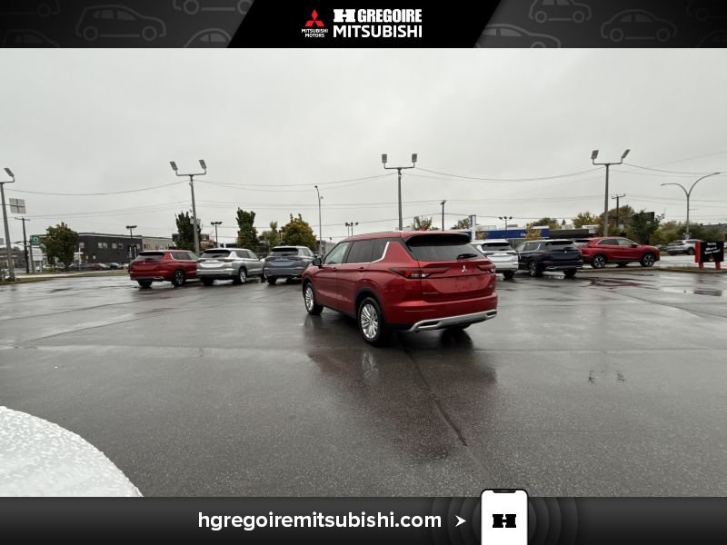 2024 Mitsubishi Outlander Red Saint-Eustache - photo #7