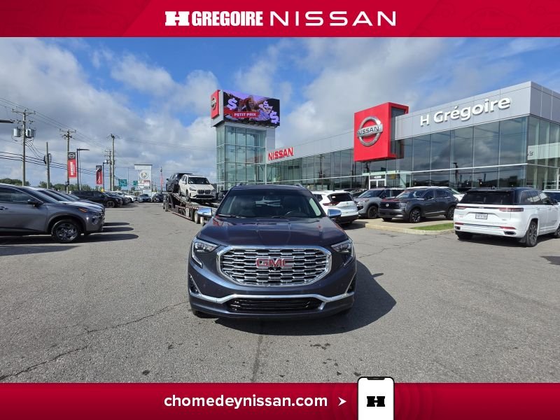 2019 GMC Terrain Blue Laval - photo #2