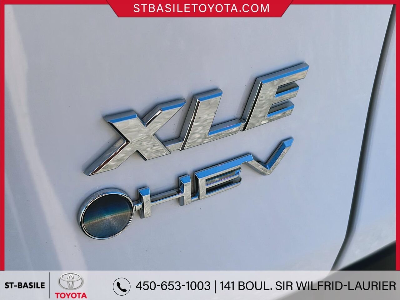 2025 TOYOTA RAV4 Hybrid White Saint-Basile-le-Grand - photo #5
