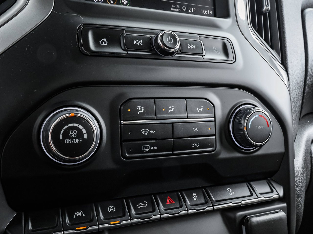 2024 Chevrolet Silverado 1500 4WD Crew Cab 157 Custom Trail Boss Black Sherwood Park - photo #29