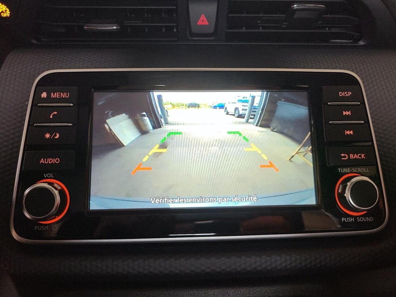 2024 Nissan Kicks S TA Grey Québec - photo #16