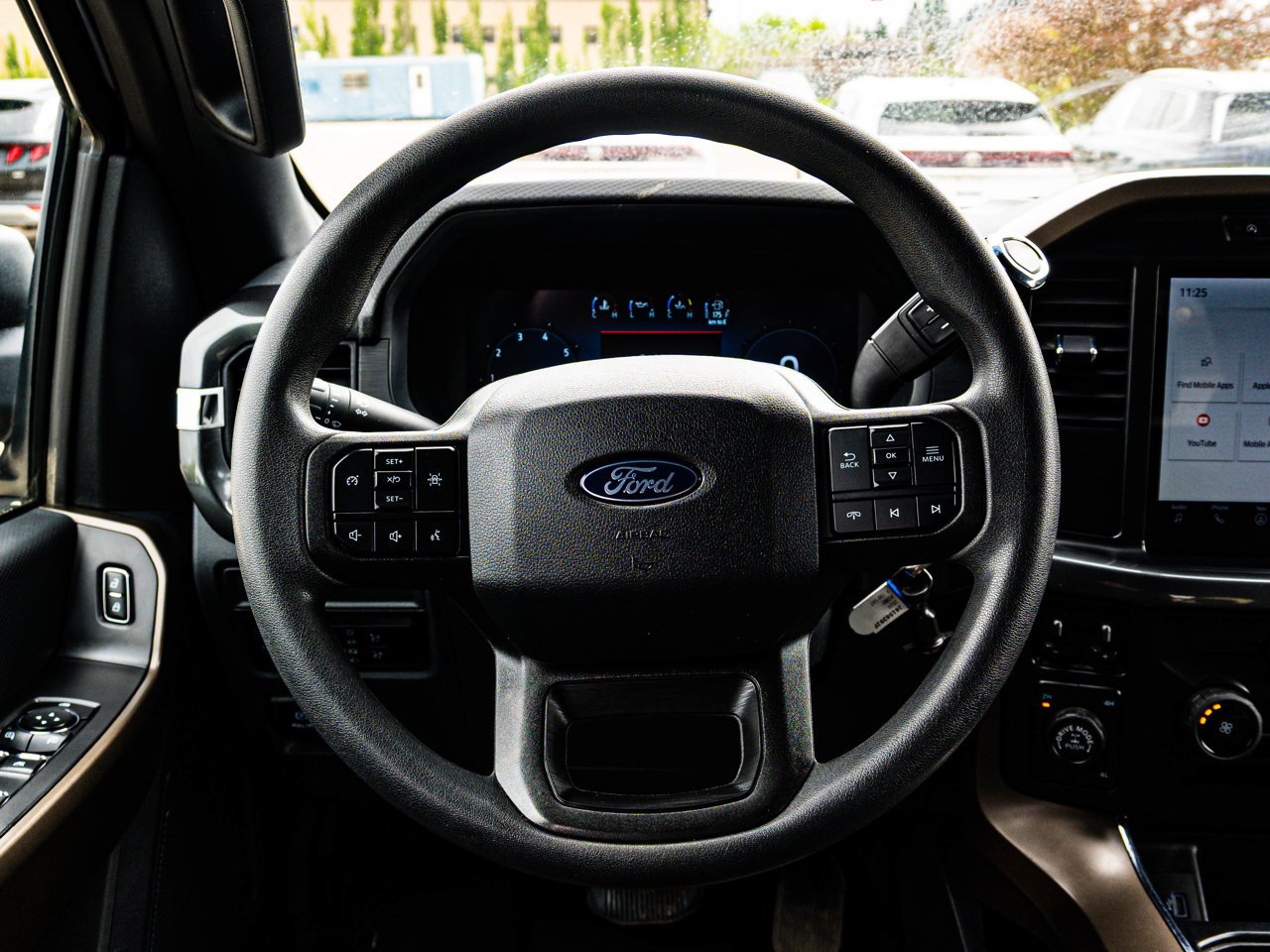 2024 Ford F-150 STX 4WD SuperCrew 5.5' Box White Sherwood Park - photo #28