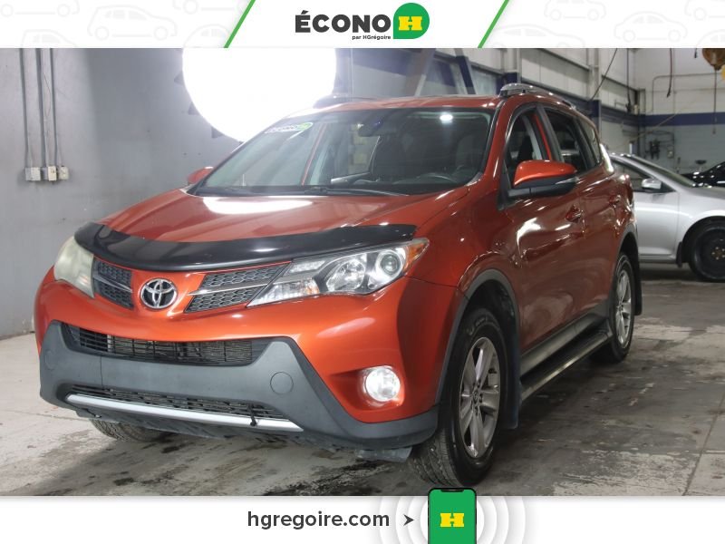 2015 Toyota Rav 4 Orange Saint-Eustache - photo #2
