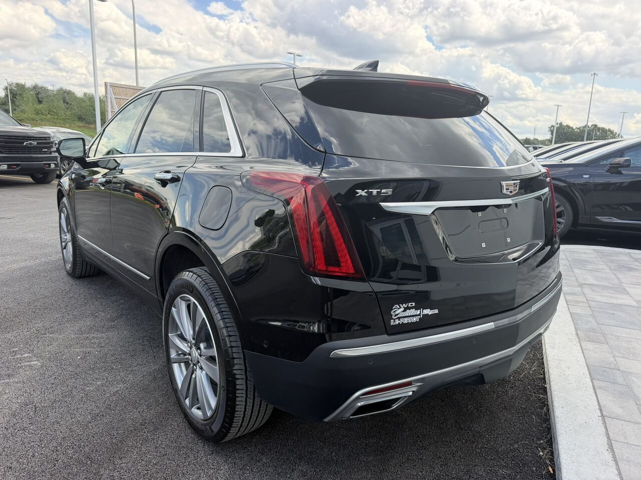2022 Cadillac XT5 PREMIUM LUXURY AWD FINANCEMENT À PARTIR 3.99% Black Laval - photo #12
