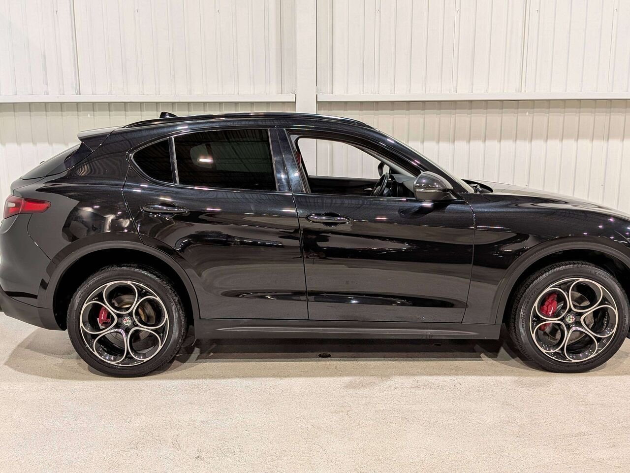 2020 Alfa Romeo Stelvio AWD Black Val-David - photo #7