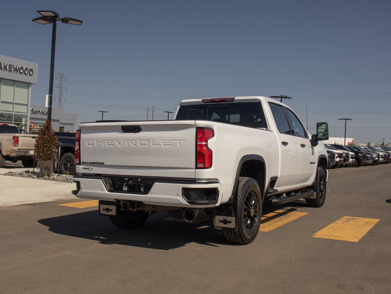 2024 Chevrolet Silverado 2500HD 4WD Crew Cab 159 LTZ White Sherwood Park - photo #9