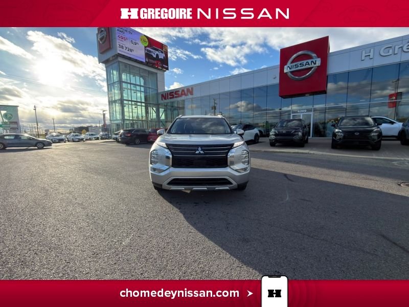 Mitsubishi Outlander LE * AWD * Mag * Caméra * Hybrid * Carplay 2024 Blanc