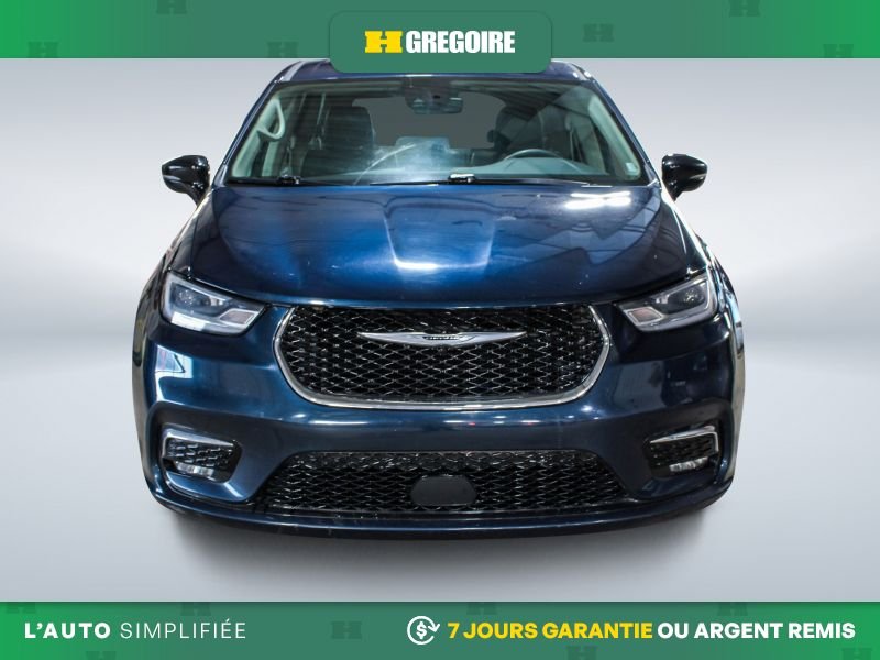 2024 Chrysler Pacifica Blue Laval - photo #1
