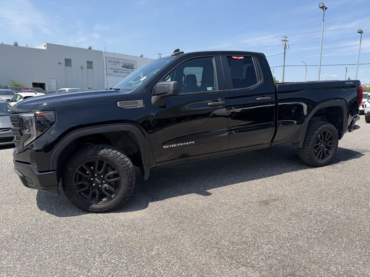 GMC SIERRA K1500 Pro cabine double 4RM 147 po 2023 Noir Gatineau - photo #11