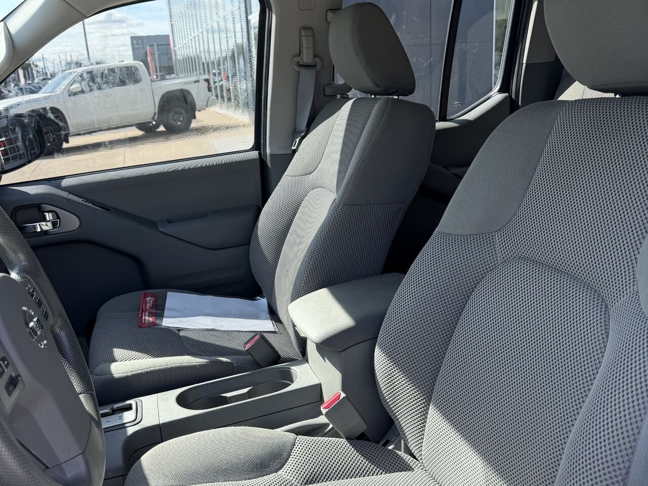 Nissan Frontier SV Édition minuit cabine multiplace 4x4 caisse longue BA 2019 Blanc Châteauguay - photo #10