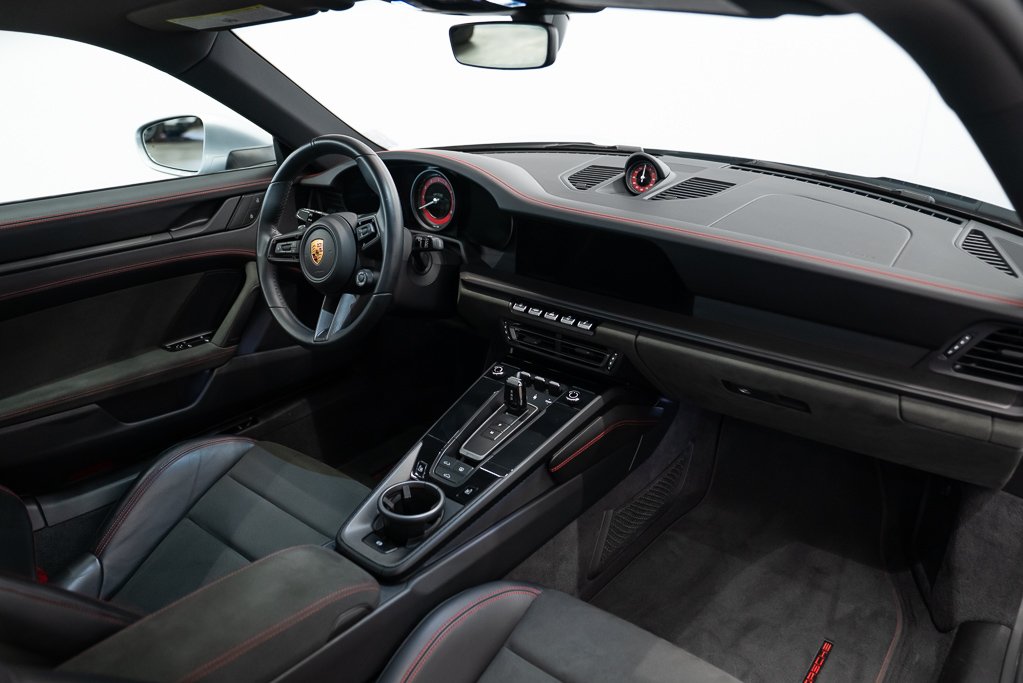 2022 Porsche 911 Carrera 4 GTS Coupe Silver Kirkland - photo #17