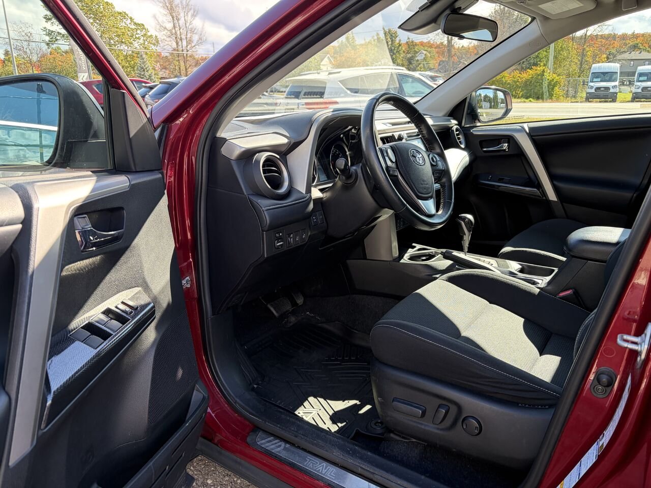 Toyota RAV4 XLE TI 2018 Rouge Montmagny - photo #11