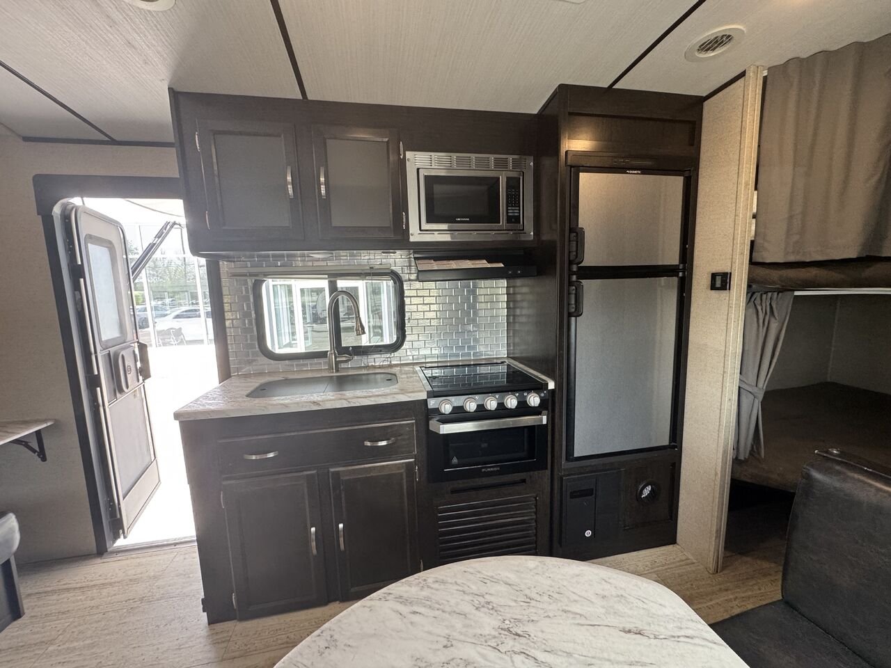 COACHMEN NORTHERN SPIRIT 2342B 2019 Blanc Granby - photo #26