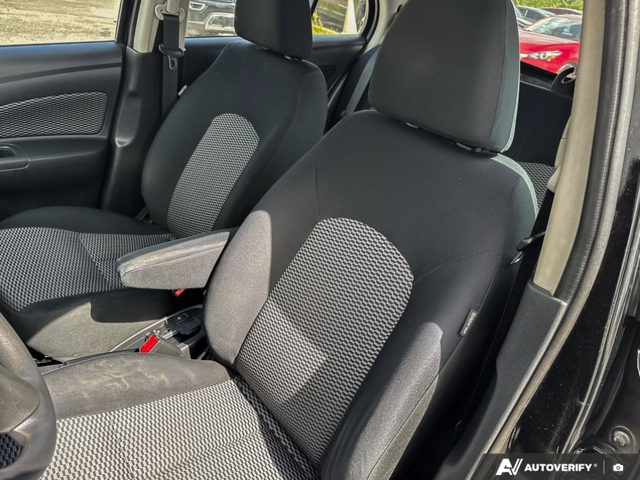 2019 Nissan Micra 3N1CK3CP2KL222825 Black Mirabel - photo #23