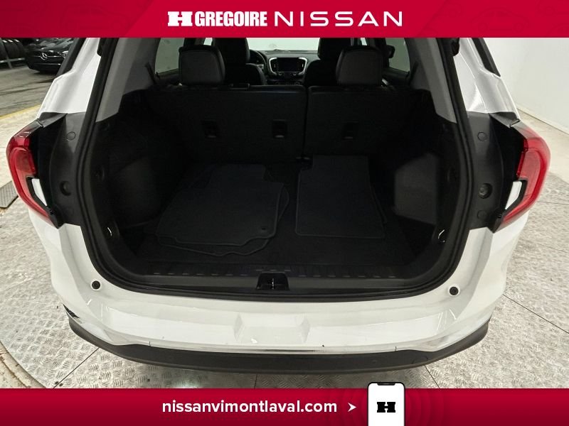 2024 GMC Terrain White Laval - photo #16