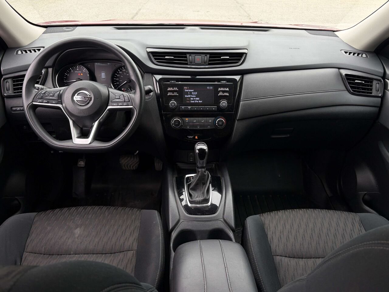 2017 Nissan Rogue SV Red Gatineau - photo #14