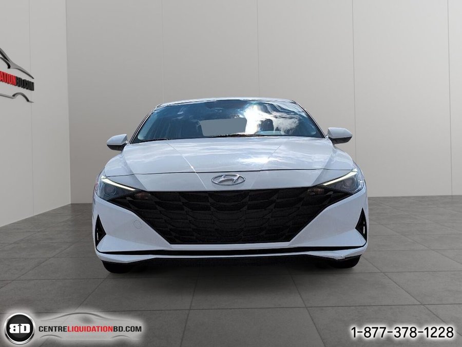 2023 Hyundai Elantra Preferred White