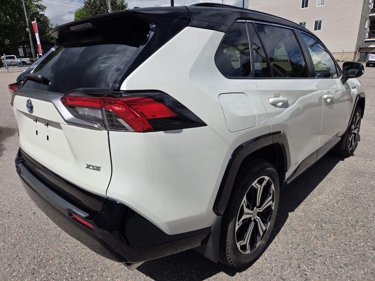 Toyota RAV4 PRIME 2021 Blanc Mont-Laurier - photo #4