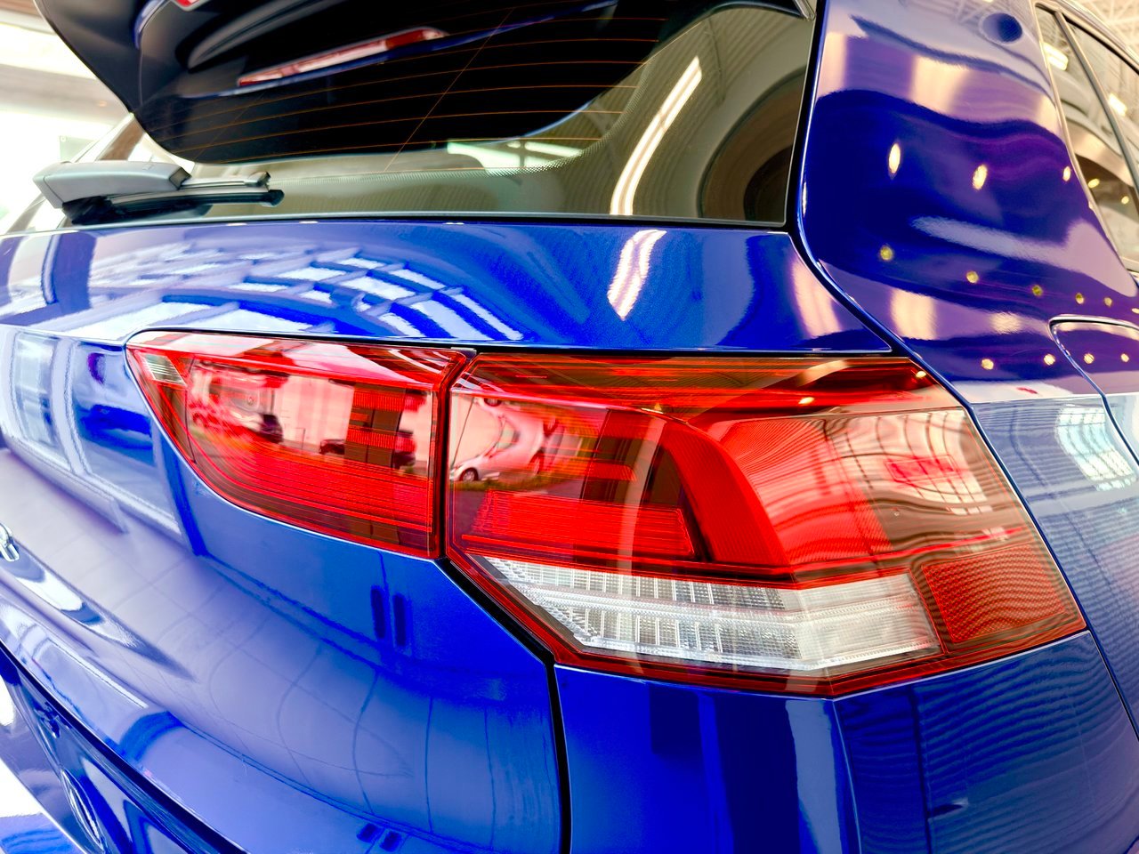 2024 Volkswagen Golf R Blue Notre-Dame-des-Prairies - photo #11