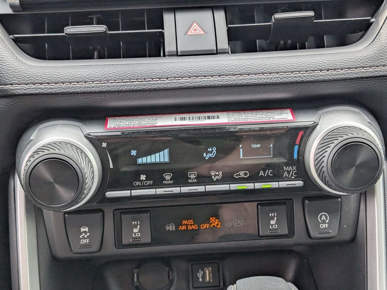 Toyota RAV4 LE/SIÈGES CHAUFFANTS/CAMÉRA DE RECUL/BLUETOOTH/AC/ 2025 Ciel argent métallisé Sherbrooke - photo #11