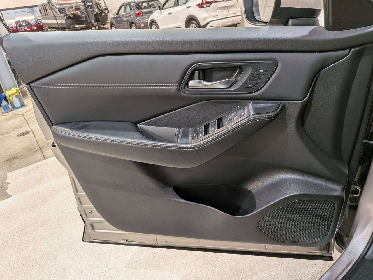 2024 Nissan Rogue AWD SL Silver Val-David - photo #35