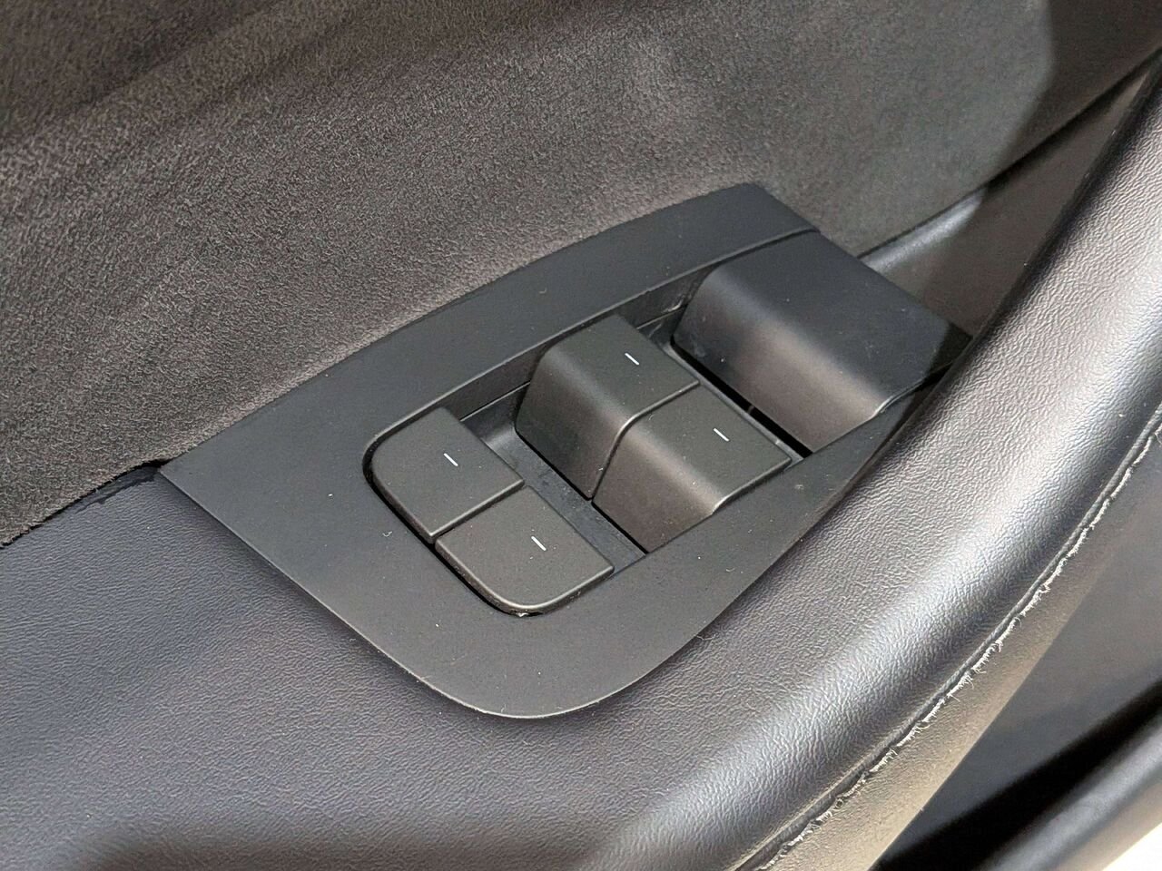 2023 Tesla Model 3 RWD Grey Val-David - photo #29
