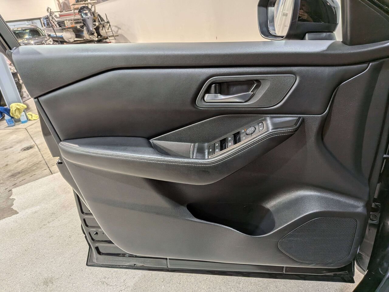 2024 Nissan Rogue AWD SV Moonroof Black Mirabel - photo #33