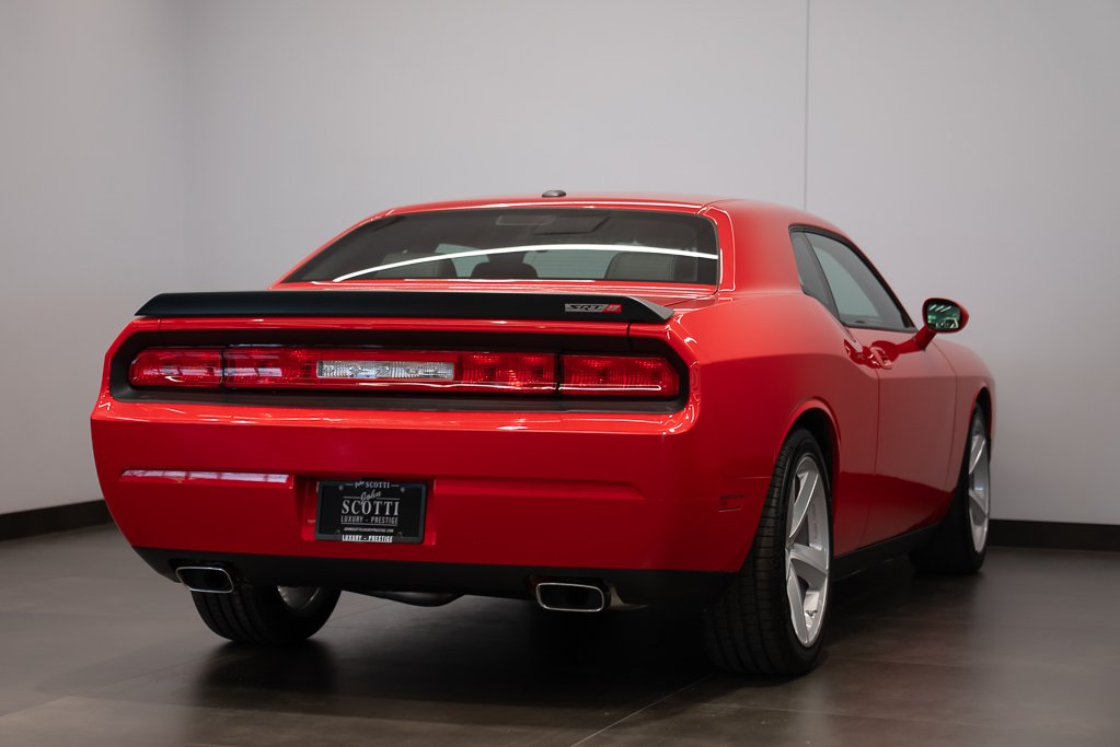 Dodge Challenger Coupé 2 portes SRT8 MANUAL *PRICE IN USD* 2010 Rouge Kirkland - photo #6