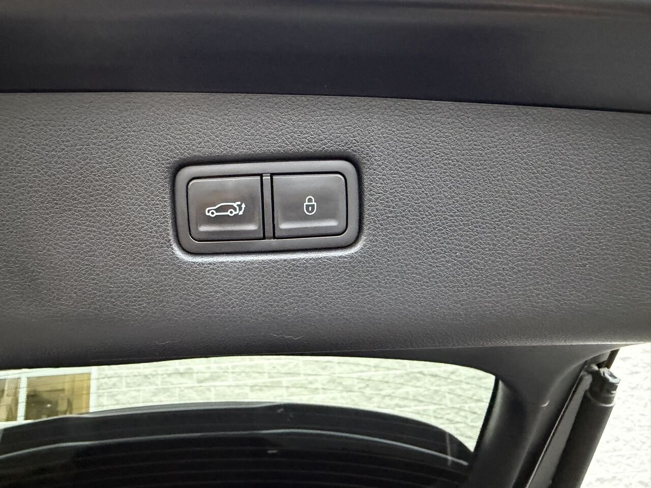 Genesis GV70 2.5T Advanced Plus AWD 2024 Noir Laval - photo #16