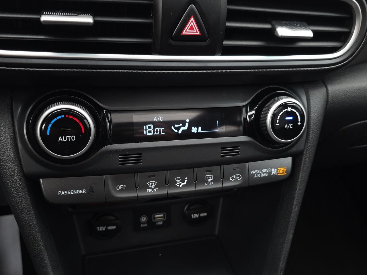 2018 Hyundai Kona 2.0L Luxe Red Val-David - photo #21
