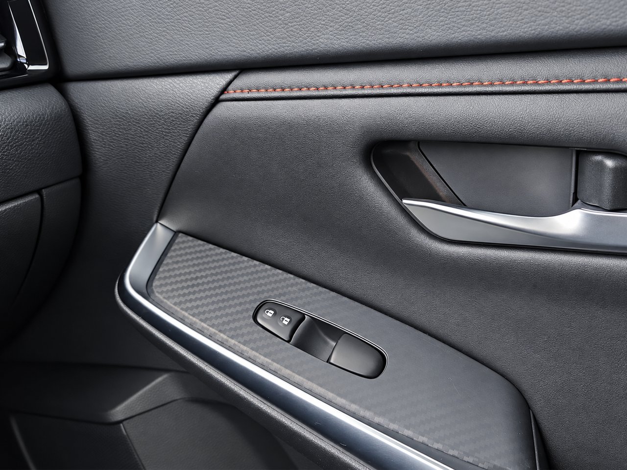 2024 Nissan Sentra SR CVT White Val-David - photo #16