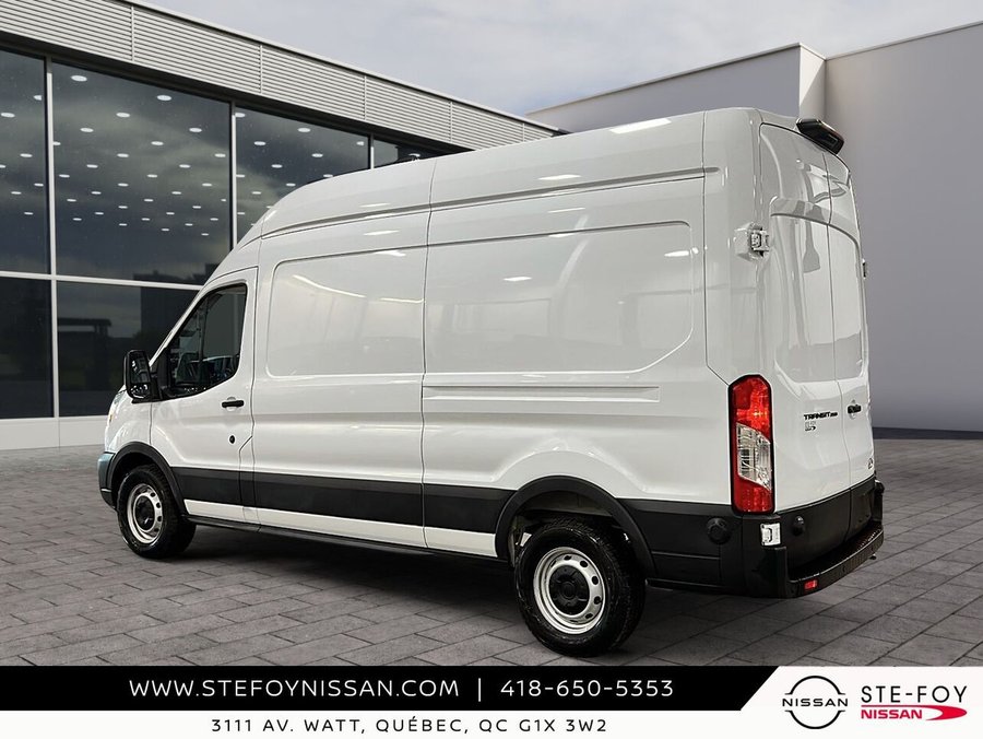Ford Transit fourgon utilitaire TOIT HAUT T-250 PA toit surélevé 148 po PNBV de 9 070 lb 2026 Blanc