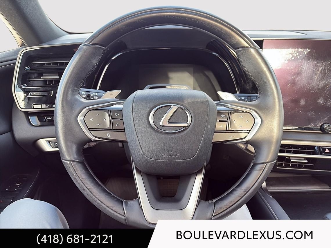 Lexus RX 601132 2024 Rouge Québec - photo #24
