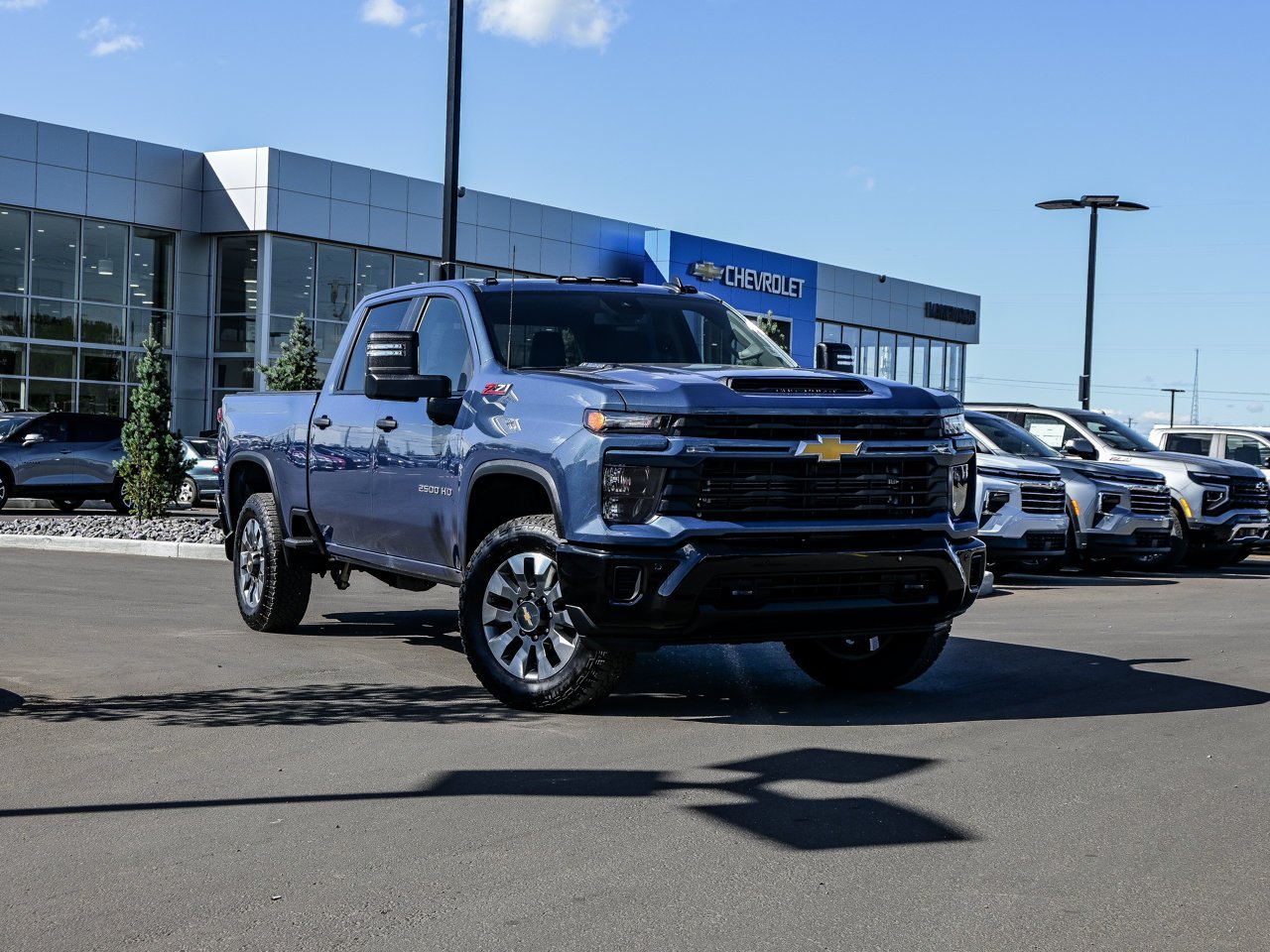 2026 Chevrolet Silverado 2500HD 4WD Crew Cab 159 Custom Blue Sherwood Park - photo #1