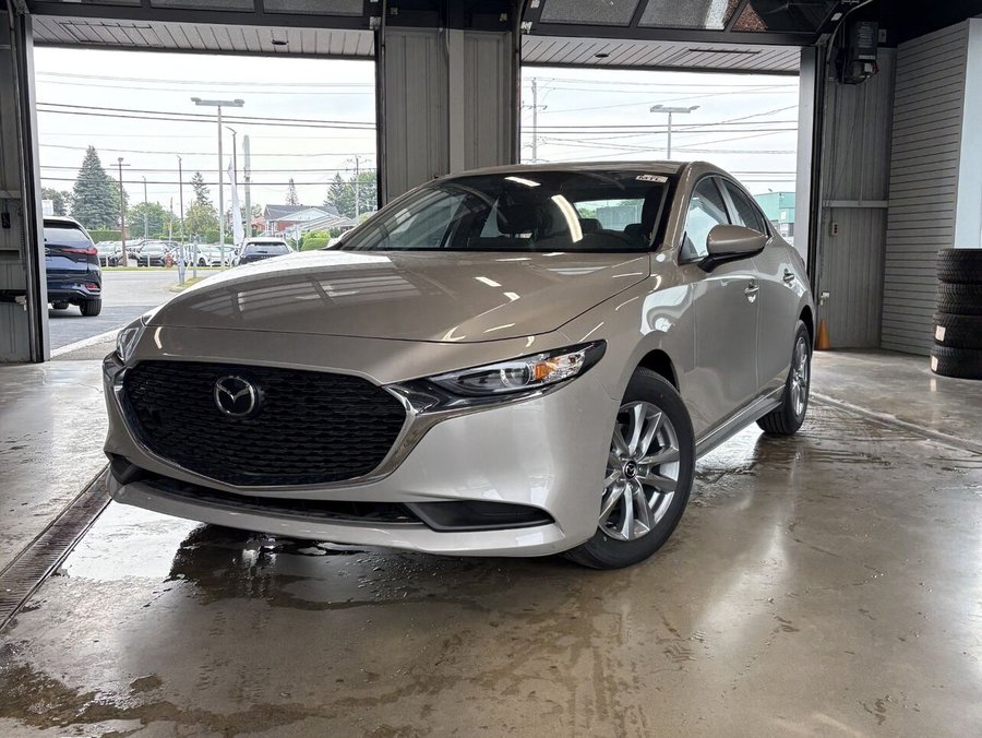2026 MAZDA Mazda3 2026 Platinum Quartz Metallic