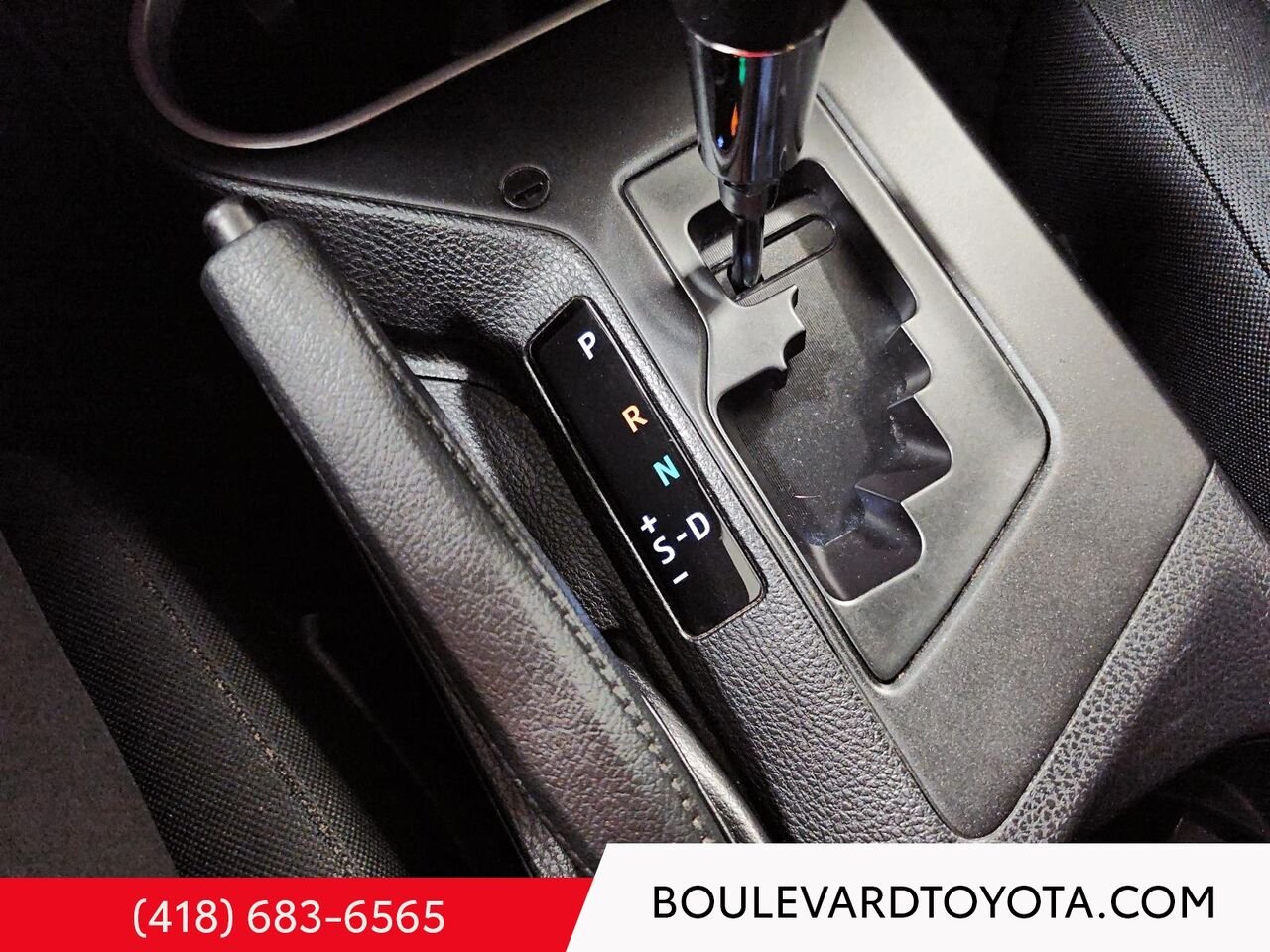 2018 Toyota RAV4 100480A-15 | LE, AWD Silver Québec - photo #15