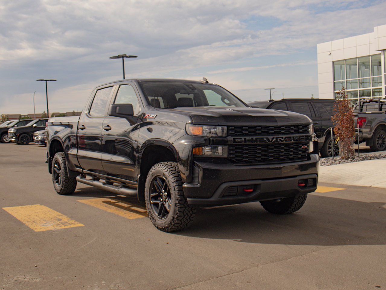 2021 Chevrolet Silverado 1500 4WD Crew Cab 147 Custom Trail Boss Black Sherwood Park - photo #13