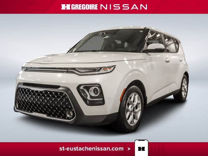 2022 Kia Soul White Saint-Eustache - photo #4