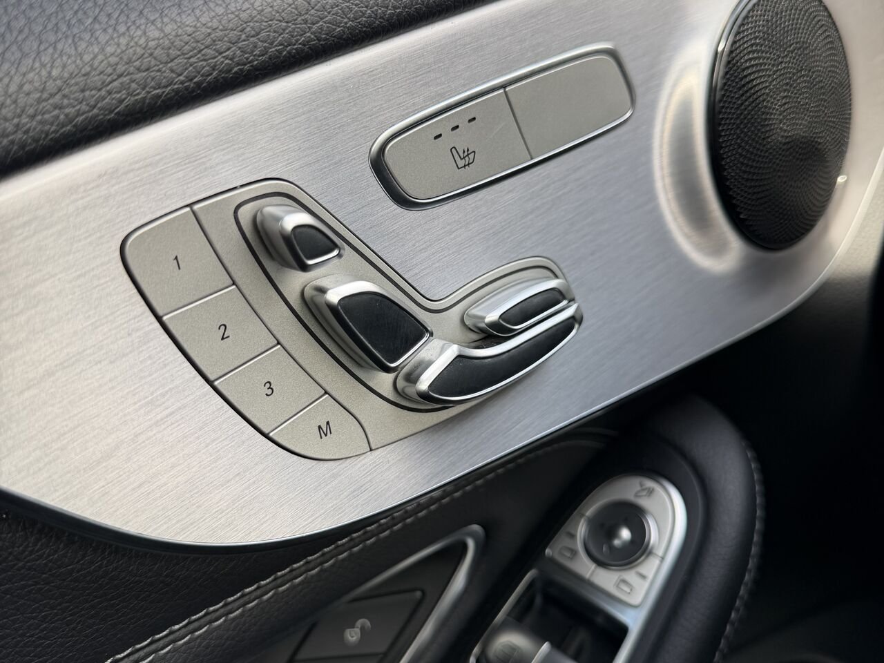 2020 Mercedes-Benz Classe-C C 300 coupé 4MATIC Black Châteauguay - photo #19