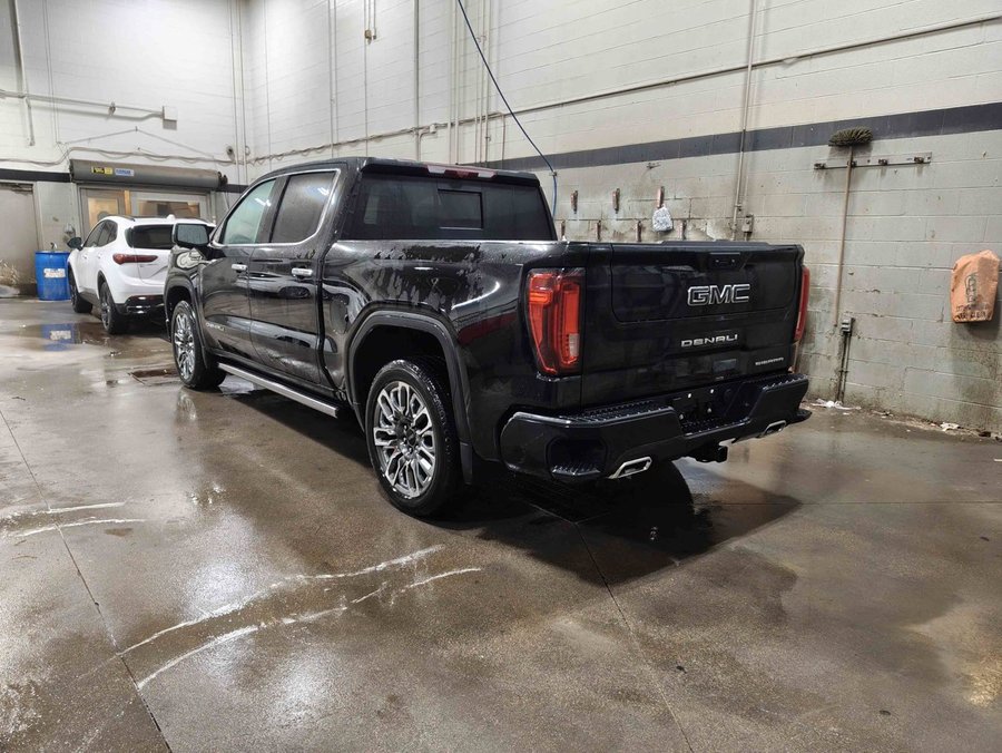 2025 GMC Sierra 1500 Denali Ultimate 3.0L | Sunroof Black