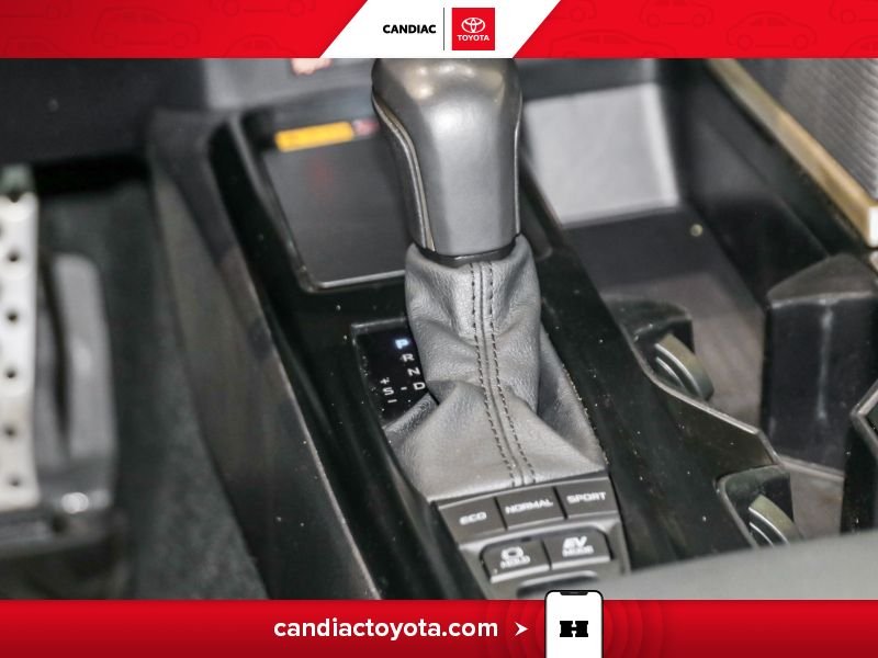 2025 Toyota Camry Grey Blainville - photo #29