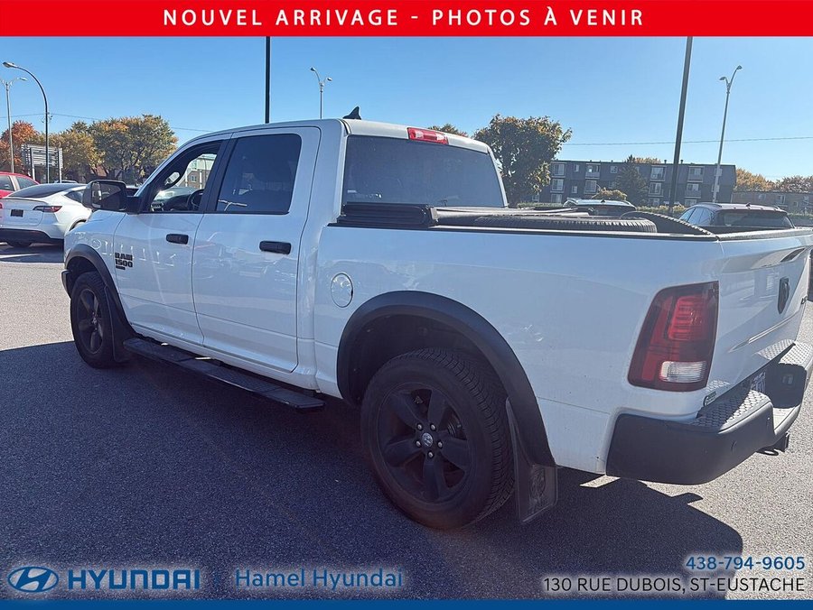 Ram 1500 Classic Warlock cabine d'équipe 4x4 caisse de 5 pi 7 po 2021 Blanc