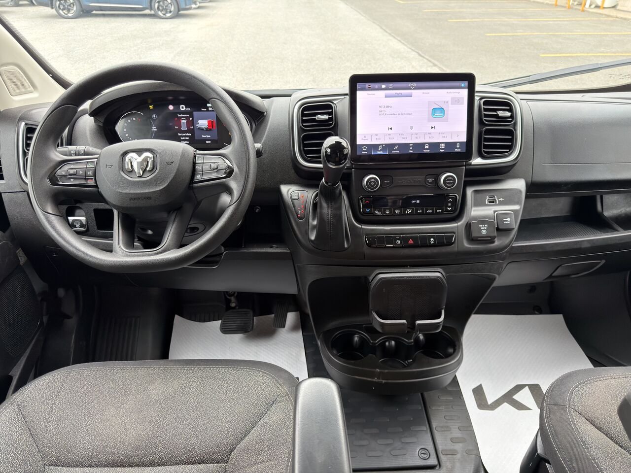 2025 Ram ProMaster 3500 Silver Thetford Mines - photo #12