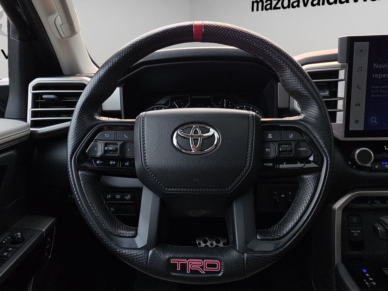 Toyota Tundra Limited Double Cab 4x4, Navigation, sièges ventilés, sièges en cuir 2022 Noir Val-David - photo #9